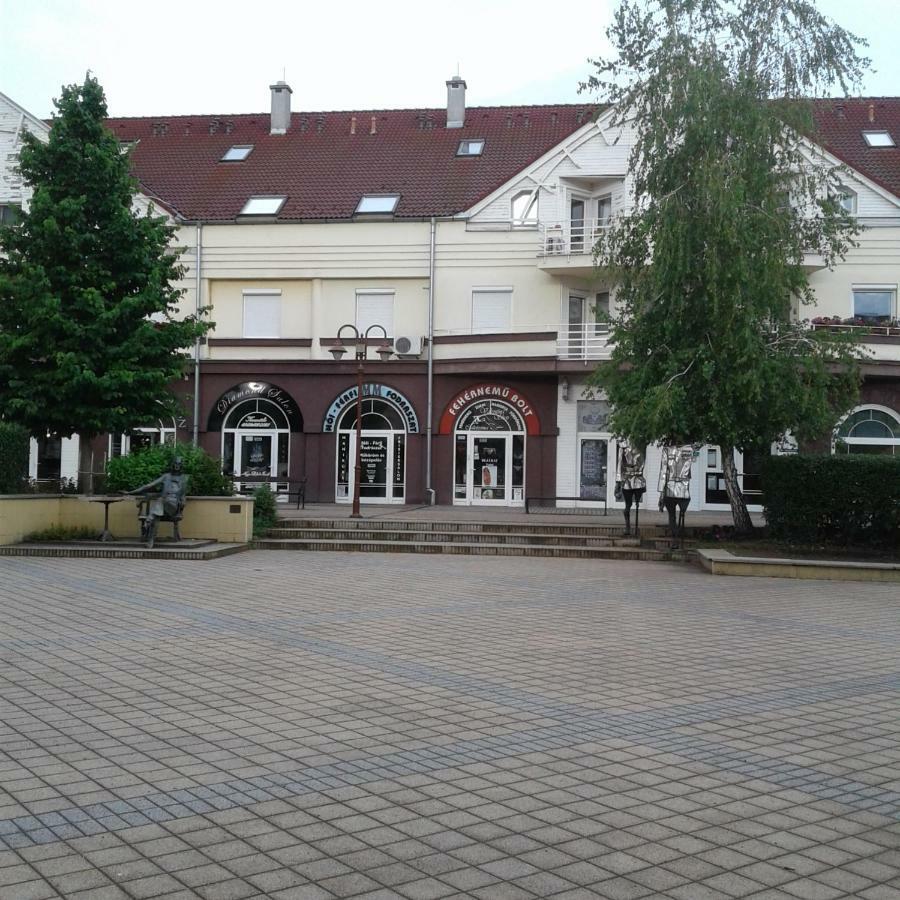 Mary Apartment Siófok Eksteriør bilde